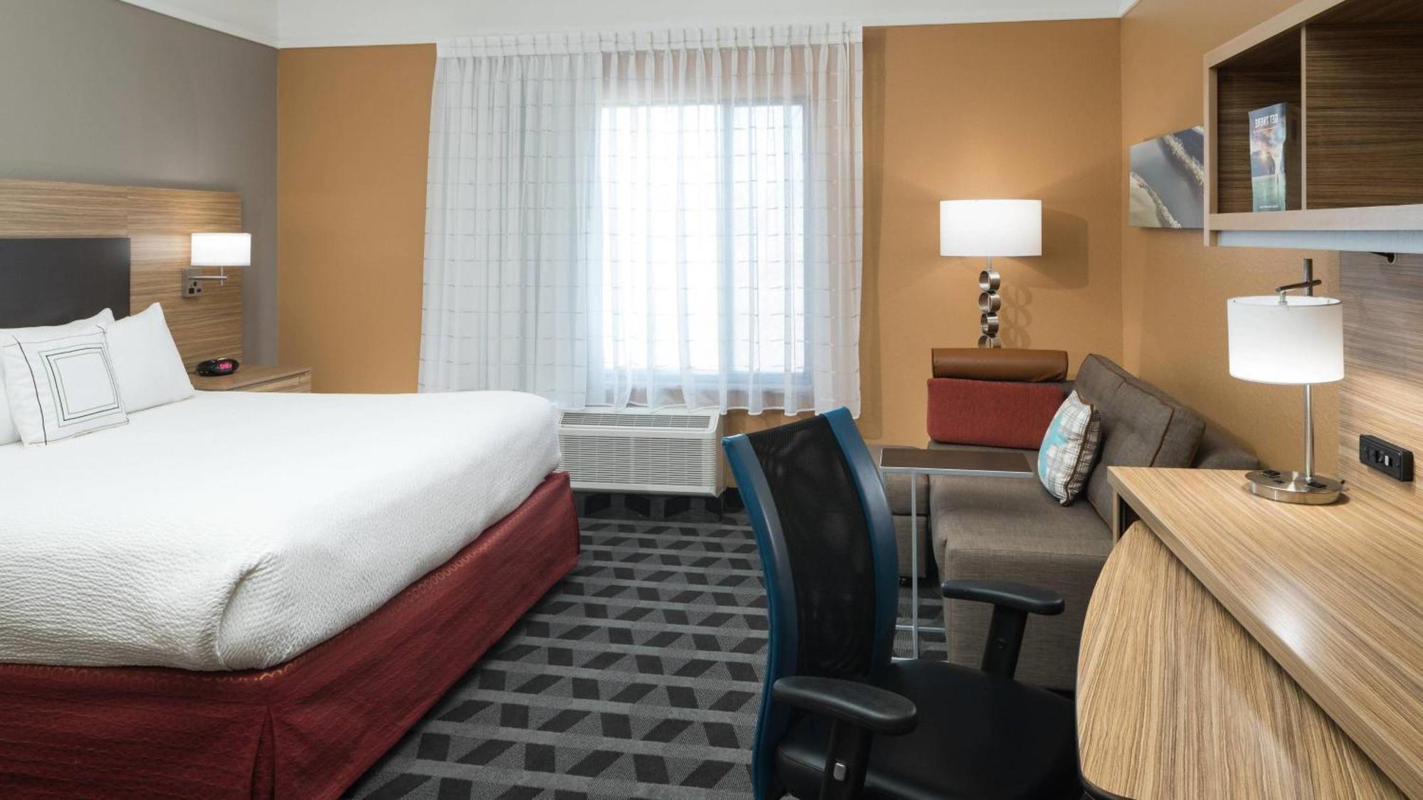 Towneplace Suites By Marriott Panama City Exterior photo
