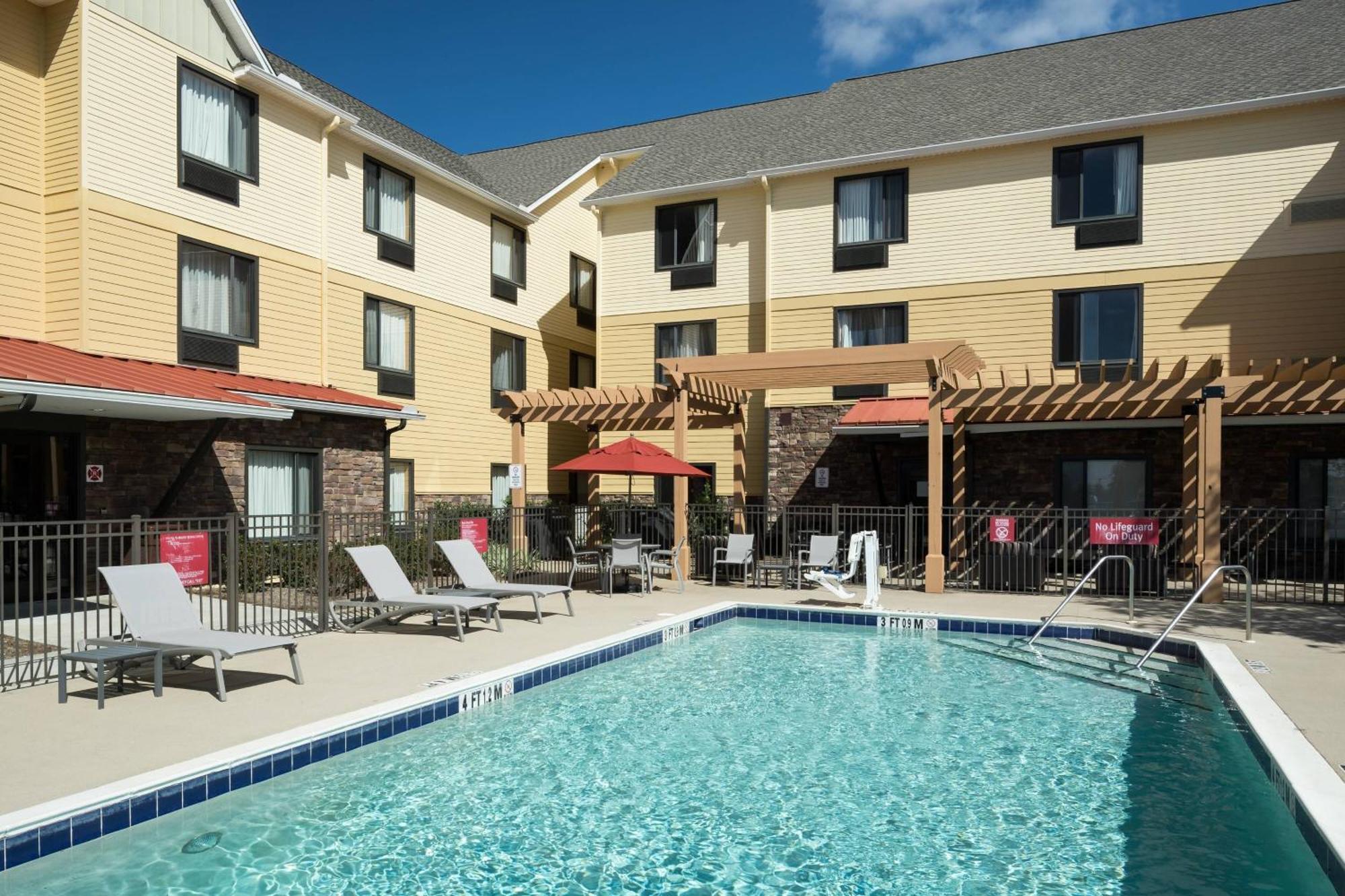Towneplace Suites By Marriott Panama City Exterior photo