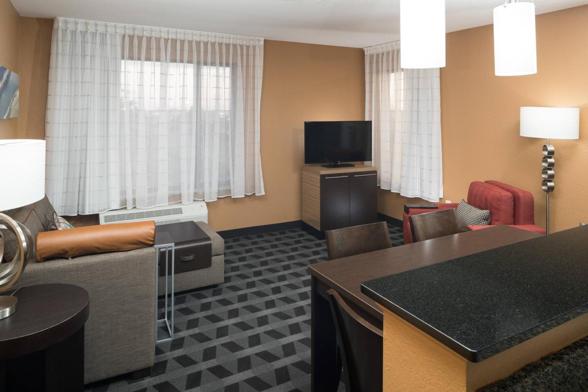 Towneplace Suites By Marriott Panama City Exterior photo